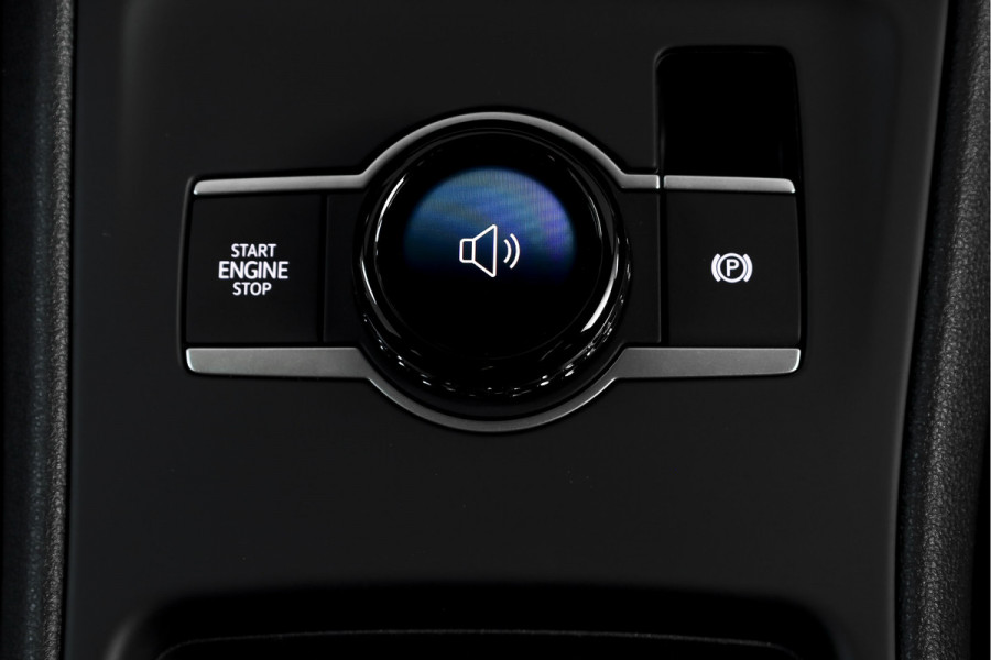 Volkswagen Tiguan 1.5 eHybrid 204 PK Life | Elek. Trekhaak | Dig. Cockpit | Adapt. Cruise | Stoel-+stuurverw. | PDC | Camera | App. Connect | ECC | LM 18" | 8309