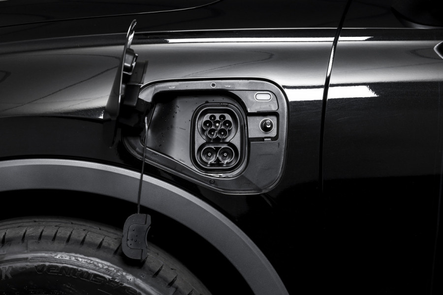 Volkswagen Tiguan 1.5 eHybrid 204 PK Life | Elek. Trekhaak | Dig. Cockpit | Adapt. Cruise | Stoel-+stuurverw. | PDC | Camera | App. Connect | ECC | LM 18" | 8309