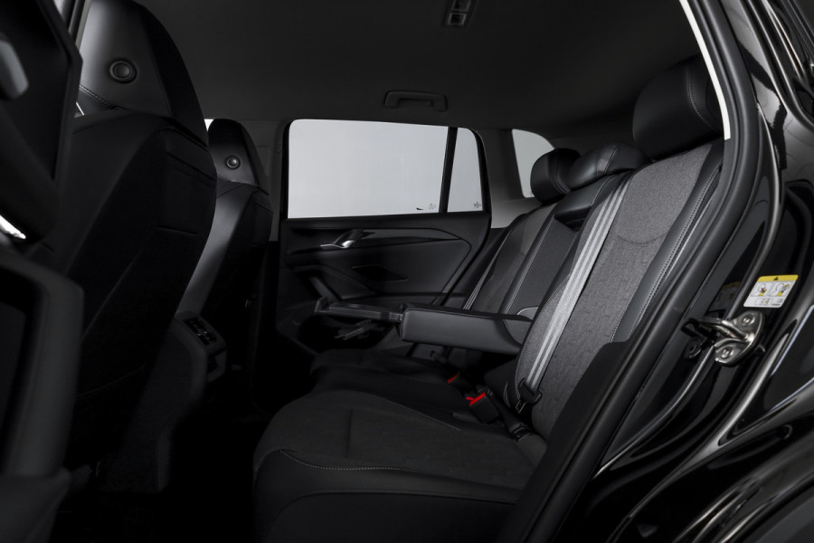 Volkswagen Tiguan 1.5 eHybrid 204 PK Life | Elek. Trekhaak | Dig. Cockpit | Adapt. Cruise | Stoel-+stuurverw. | PDC | Camera | App. Connect | ECC | LM 18" | 8309