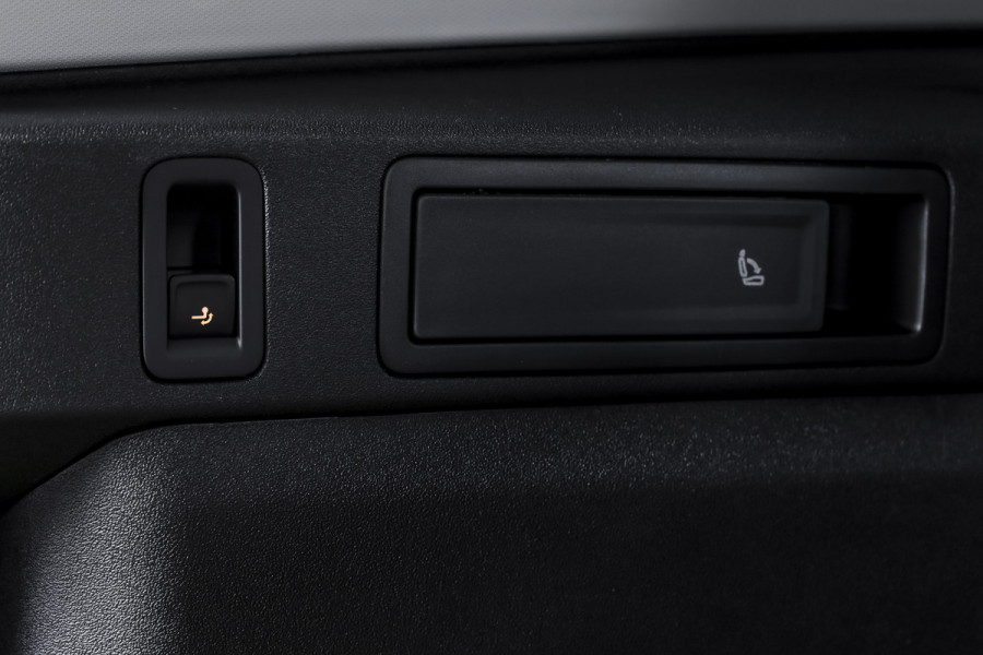 Volkswagen Tiguan 1.5 eHybrid 204 PK Life | Elek. Trekhaak | Dig. Cockpit | Adapt. Cruise | Stoel-+stuurverw. | PDC | Camera | App. Connect | ECC | LM 18" | 8309