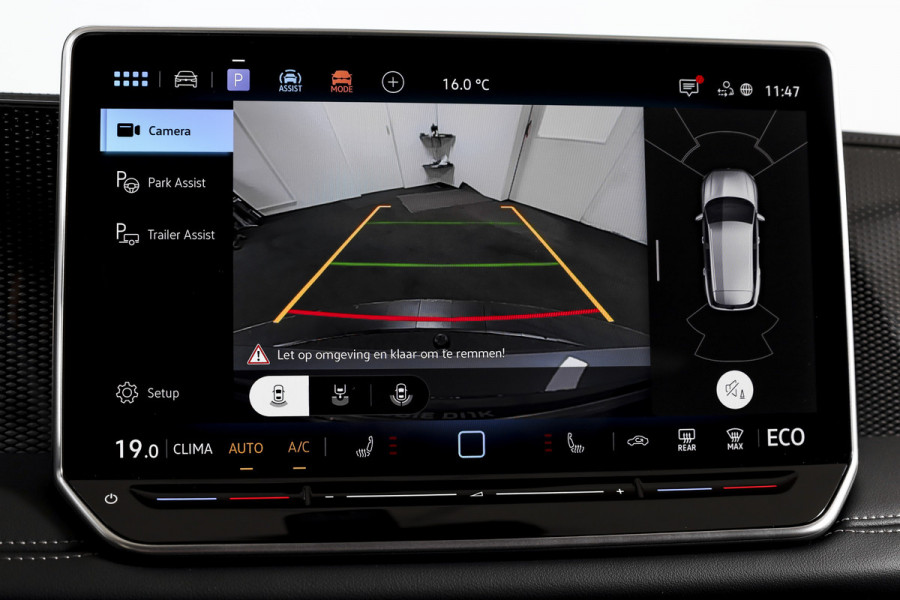 Volkswagen Tiguan 1.5 eHybrid 204 PK Life | Elek. Trekhaak | Dig. Cockpit | Adapt. Cruise | Stoel-+stuurverw. | PDC | Camera | App. Connect | ECC | LM 18" | 8311