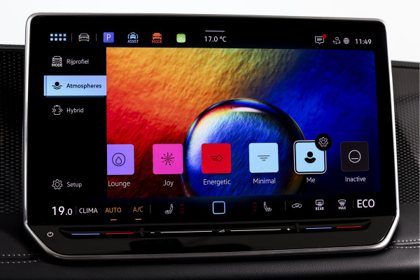 Volkswagen Tiguan 1.5 eHybrid 204 PK Life | Elek. Trekhaak | Dig. Cockpit | Adapt. Cruise | Stoel-+stuurverw. | PDC | Camera | App. Connect | ECC | LM 18" | 8311