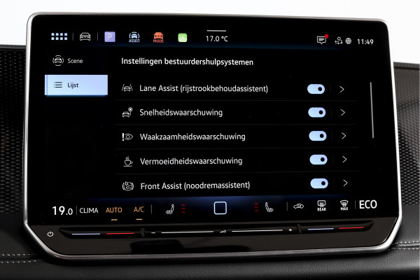 Volkswagen Tiguan 1.5 eHybrid 204 PK Life | Elek. Trekhaak | Dig. Cockpit | Adapt. Cruise | Stoel-+stuurverw. | PDC | Camera | App. Connect | ECC | LM 18" | 8311