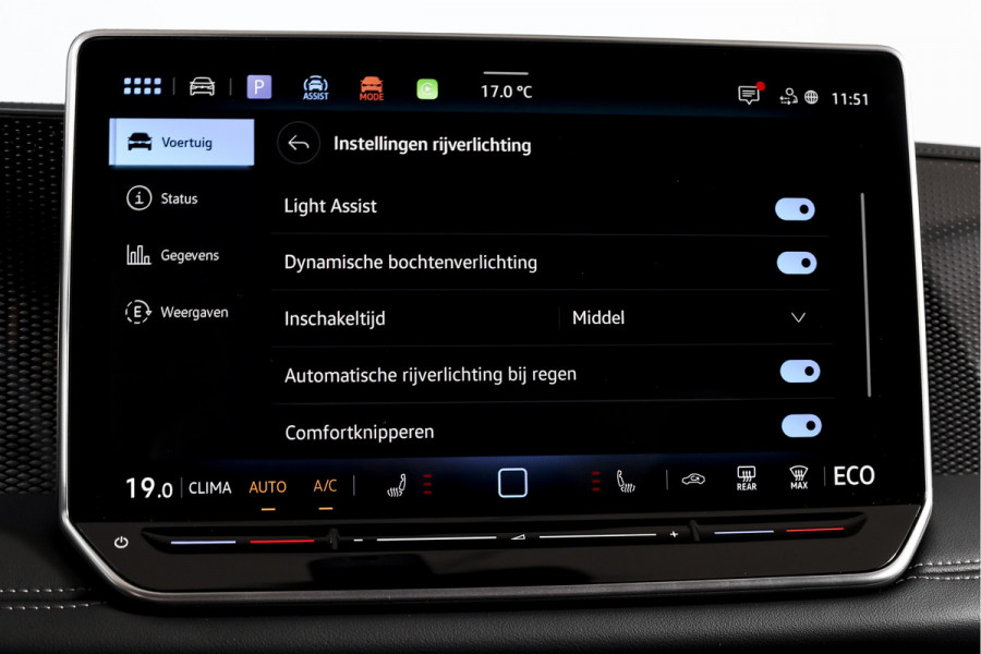 Volkswagen Tiguan 1.5 eHybrid 204 PK Life | Elek. Trekhaak | Dig. Cockpit | Adapt. Cruise | Stoel-+stuurverw. | PDC | Camera | App. Connect | ECC | LM 18" | 8311