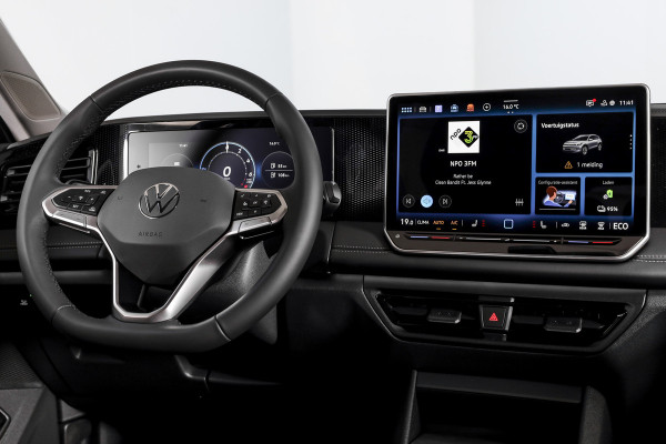 Volkswagen Tiguan 1.5 eHybrid 204 PK Life | Elek. Trekhaak | Dig. Cockpit | Adapt. Cruise | Stoel-+stuurverw. | PDC | Camera | App. Connect | ECC | LM 18" | 8311