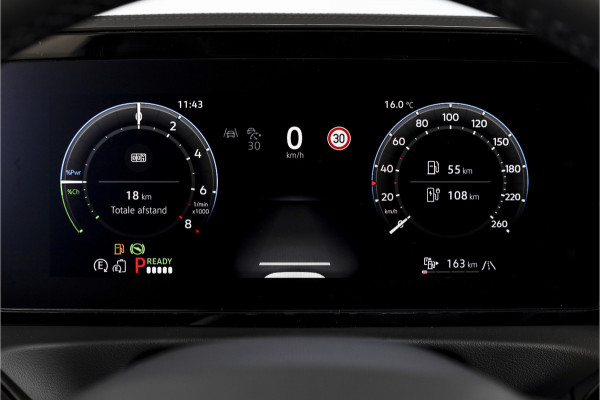 Volkswagen Tiguan 1.5 eHybrid 204 PK Life | Elek. Trekhaak | Dig. Cockpit | Adapt. Cruise | Stoel-+stuurverw. | PDC | Camera | App. Connect | ECC | LM 18" | 8311