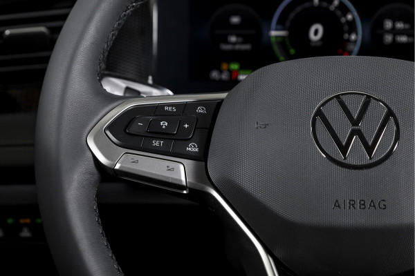 Volkswagen Tiguan 1.5 eHybrid 204 PK Life | Elek. Trekhaak | Dig. Cockpit | Adapt. Cruise | Stoel-+stuurverw. | PDC | Camera | App. Connect | ECC | LM 18" | 8311