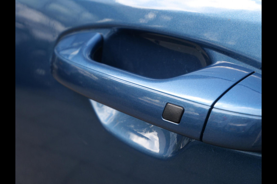 Kia Niro EV Light Advanced 64.8 kWh | Navi | Camera | Carplay | Stoel&stuur verwarming | 3Fase |