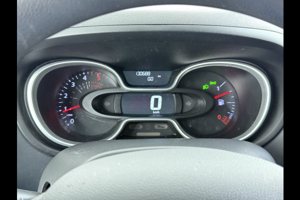 Renault Trafic 2.0dCi 120PK T29 L1H1 3-Persoons Trekhaak Euro 6 Apple Carplay Android Auto Airco Navi Cruise Control Led Bluetooth Pdc Betonplex Vloer Wandbetimmering Schuifdeur 1e Eigenaar Origineel Nederlandse Bus