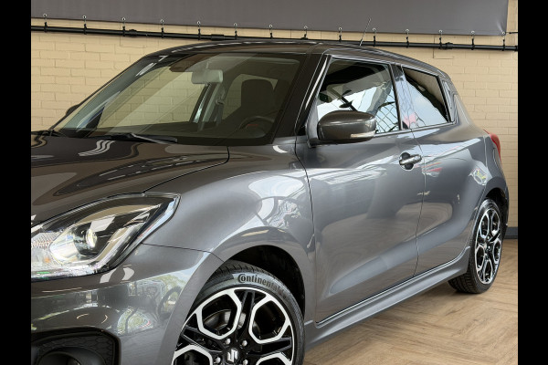 Suzuki Swift 1.4 Sport Smart Hybrid | Navi | 17"| ACC | Dodehoek | Carplay | Camera | 100% Onderhouden!