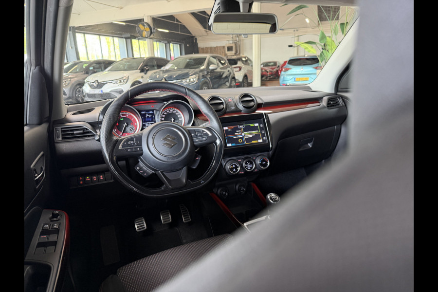 Suzuki Swift 1.4 Sport Smart Hybrid | Navi | 17"| ACC | Dodehoek | Carplay | Camera | 100% Onderhouden!