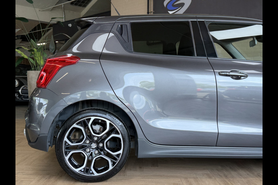 Suzuki Swift 1.4 Sport Smart Hybrid | Navi | 17"| ACC | Dodehoek | Carplay | Camera | 100% Onderhouden!