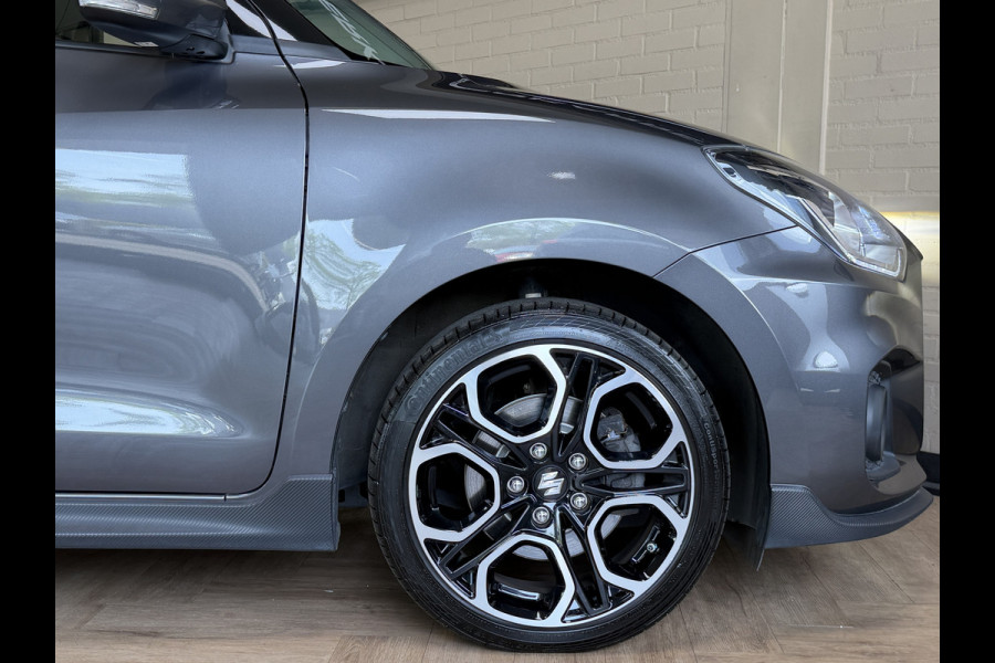 Suzuki Swift 1.4 Sport Smart Hybrid | Navi | 17"| ACC | Dodehoek | Carplay | Camera | 100% Onderhouden!