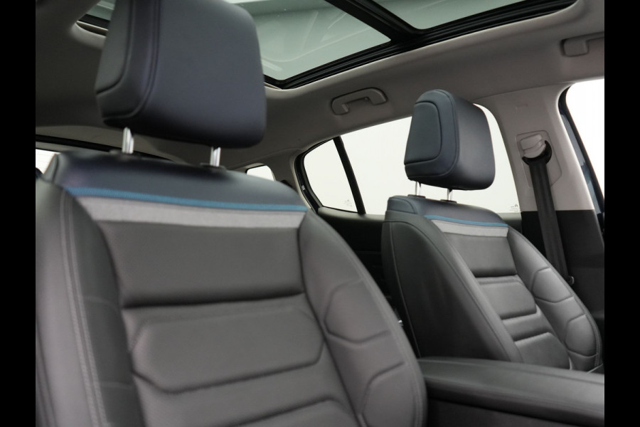 Citroën C5 Aircross 1.6 Shine FACELIFT MODEL PHEV 225pk Dealer O.H. | Panodak | Adaptive Cruise | 360 Camera | Lederen Comfortzetels Memory & Massage | Stoelverwarming | Apple Carplay | Blis | Keyless | Navigatie | DAB | Plug In Hybrid |