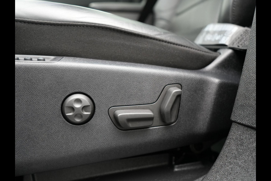 Citroën C5 Aircross 1.6 Shine FACELIFT MODEL PHEV 225pk Dealer O.H. | Panodak | Adaptive Cruise | 360 Camera | Lederen Comfortzetels Memory & Massage | Stoelverwarming | Apple Carplay | Blis | Keyless | Navigatie | DAB | Plug In Hybrid |