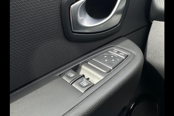 Renault Clio Estate 0.9 Life Limited, Airco, Bluetooth, Cruise, Stoelverwarming, Radio, PDC