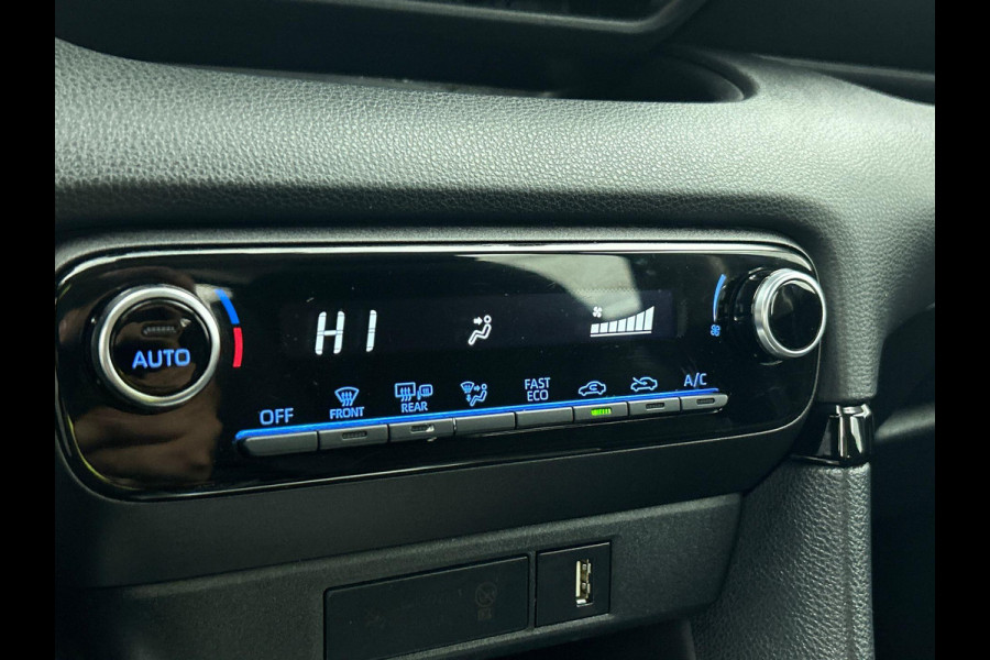 Toyota Yaris 1.5 Hybrid Active Auto. Navigatie Apple Carplay/Android Auto Camera Adaptive Cruise Control  Climate Control
