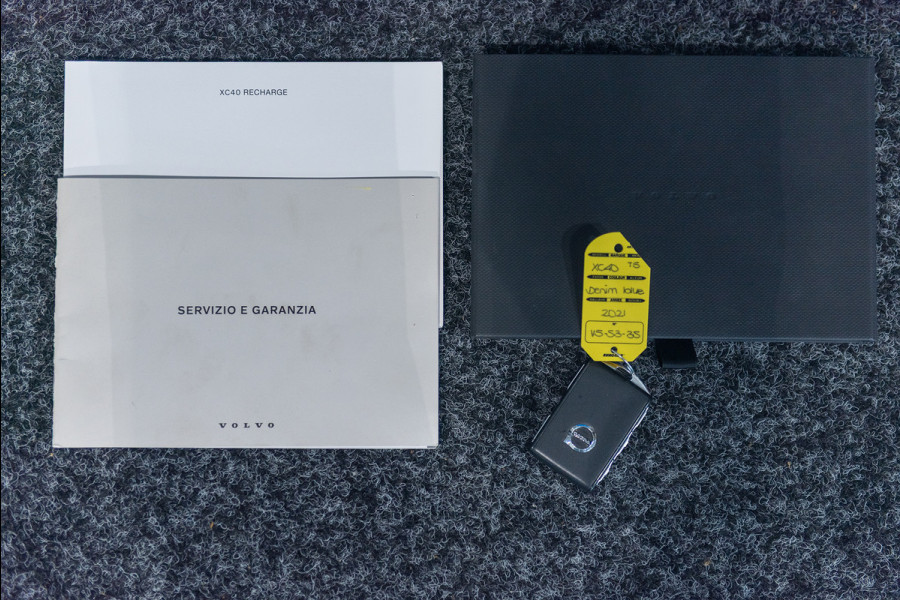 Volvo XC40 T5 Aut. Plug-in Hybrid Inscription Leder Parkeercamera 262pk