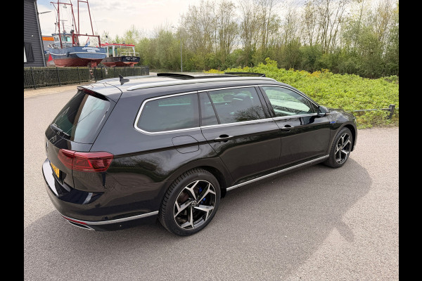 Volkswagen Passat Variant 1.4 TSI PHEV GTE PANORAMDAK VIRTUAL COCKPIT LEER NAVI CAMERA IQ-MATRIX ELECTR-TREKHAAK