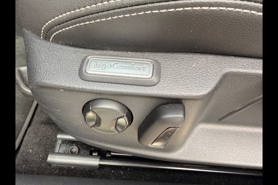 Volkswagen Passat Variant 1.4 TSI PHEV GTE PANORAMDAK VIRTUAL COCKPIT LEER NAVI CAMERA IQ-MATRIX ELECTR-TREKHAAK