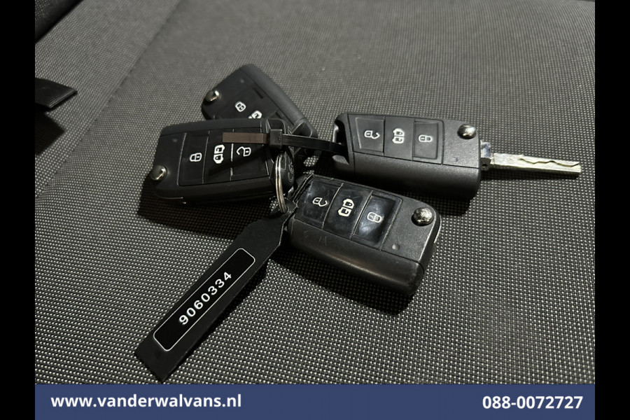 Volkswagen Crafter 2.0 TDI L3H3 L2H2 Euro6 Airco | Apple Carplay | Android Auto | Parkeersensoren Bijrijdersbank