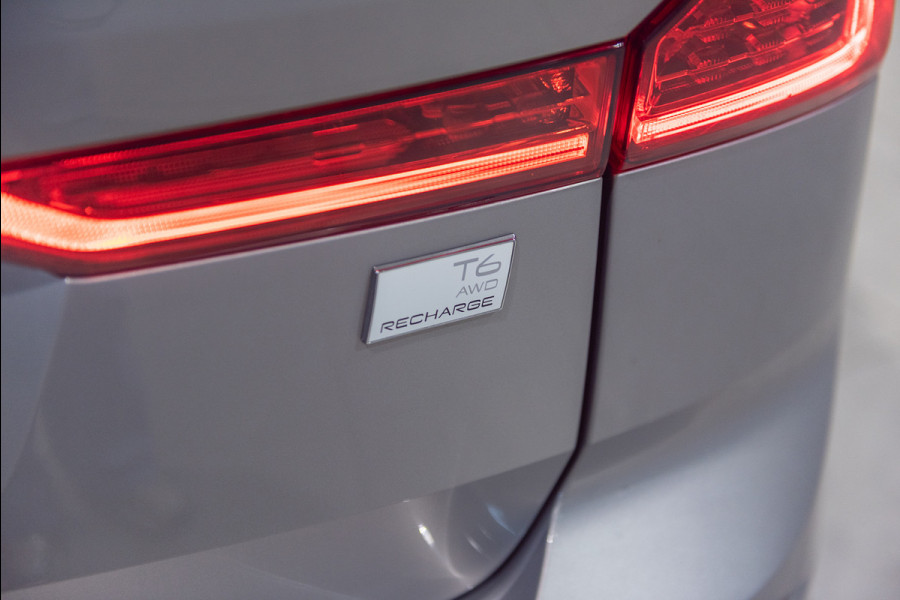 Volvo XC60 T6 Aut. Long Range Plus Bright Parkeercamera Google Leder 350pk