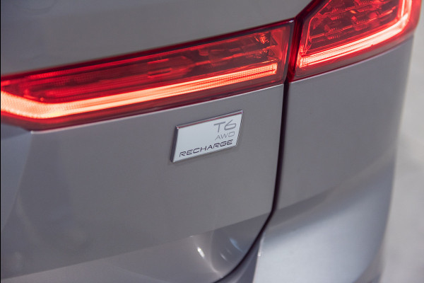 Volvo XC60 T6 Aut. Long Range Plus Bright Parkeercamera Google Leder 350pk