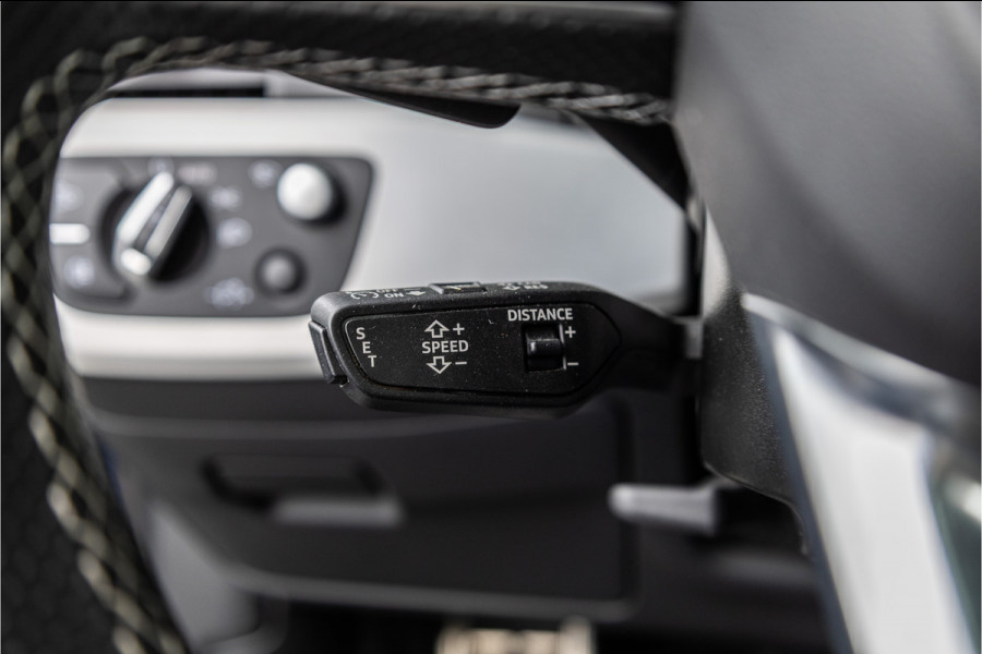 Audi A4 Avant 45 TFSI quattro S edition Competition - S Line | Panorama | RS Seats | Massage | 360 Camera