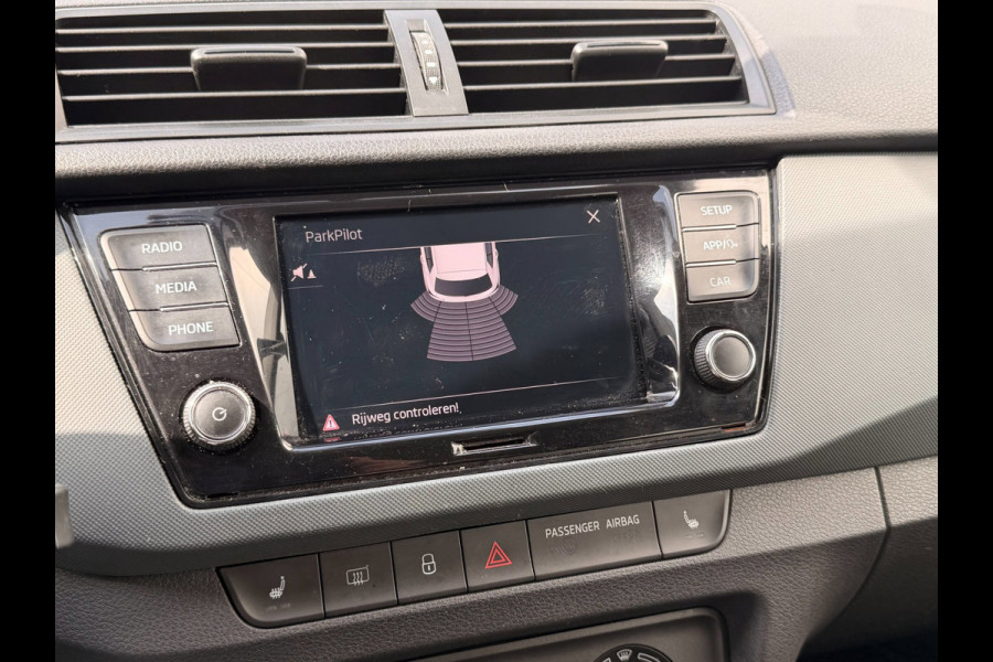 Škoda Fabia 1.0 Stoelverwarming Parkdistancecontrole Dealer Onderhouden