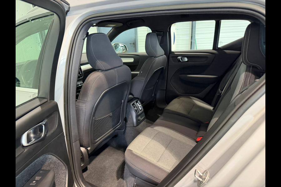 Volvo XC40 T4 Aut. Plug-in Hybrid Core Bright Parkeercamera CruiseControl 211pk