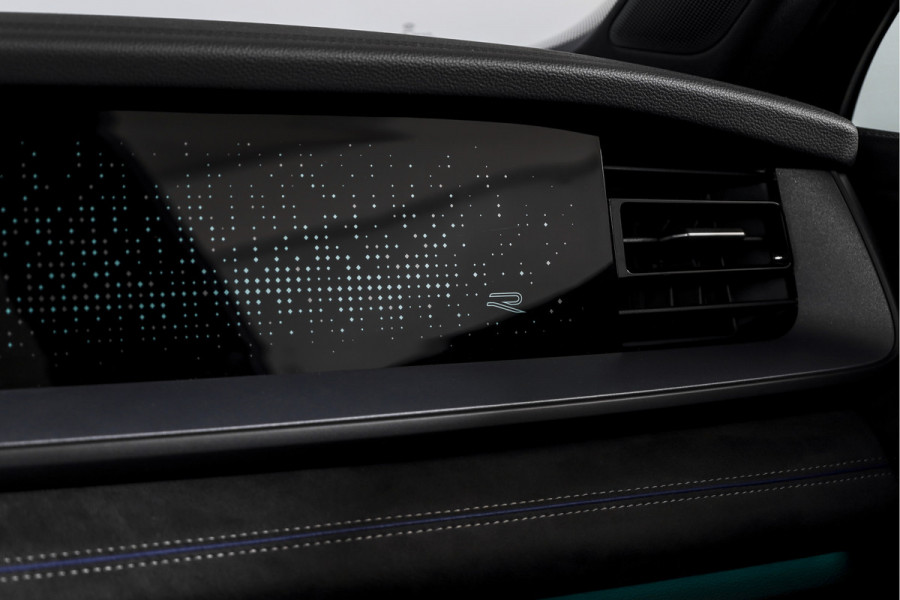 Volkswagen Tayron 1.5 eHybrid 272 PK R-Line Edition | Black Style Pakket | S/K-Panodak | Elek. Trekhaak | Dig. Cockpit | Adapt. Cruise | Stoel-+Stuurverw. | Camera | App. Connect | ECC | Elek. Klep | LM 20" | 5694