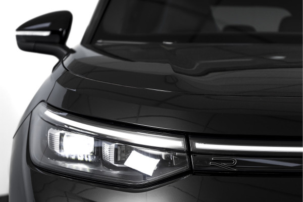 Volkswagen Tayron 1.5 eHybrid 272 PK R-Line Edition | Black Style Pakket | S/K-Panodak | Elek. Trekhaak | Dig. Cockpit | Adapt. Cruise | Stoel-+Stuurverw. | Camera | App. Connect | ECC | Elek. Klep | LM 20" | 5694