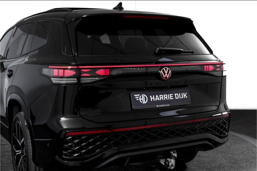 Volkswagen Tayron 1.5 eHybrid 272 PK R-Line Edition | Black Style Pakket | S/K-Panodak | Elek. Trekhaak | Dig. Cockpit | Adapt. Cruise | Stoel-+Stuurverw. | Camera | App. Connect | ECC | Elek. Klep | LM 20" | 5694