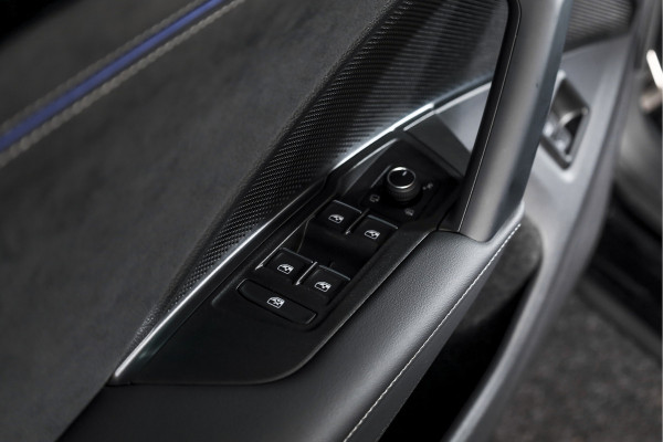 Volkswagen Tayron 1.5 eHybrid 272 PK R-Line Edition | Black Style Pakket | S/K-Panodak | Elek. Trekhaak | Dig. Cockpit | Adapt. Cruise | Stoel-+Stuurverw. | Camera | App. Connect | ECC | Elek. Klep | LM 20" | 5694