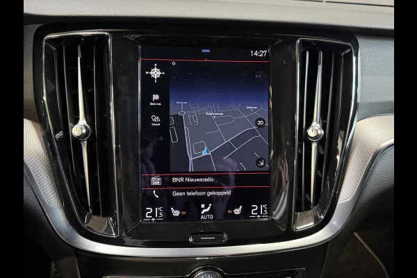 Volvo V60 2.0 T8 Recharge AWD R-Design | Elektr. trekhaak | Camera | Stoel/stuurverwarming | Carplay | Adaptive cruise