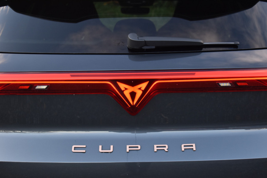 CUPRA Terramar 1.5 eTSI 150PK DSG BUSINESS SFEERVERL HEAD-UP/NAVI/CAMERA/LEDER MATRIX FABRIEKS GARANTIE