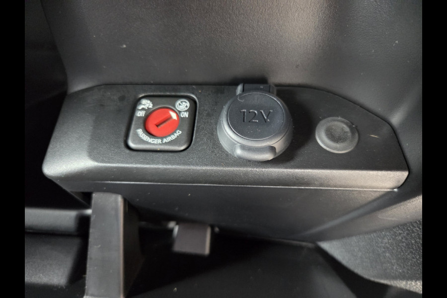 Peugeot e-Expert Long L3 75 kWh Xenon Stoelverwarming Airco Achteruitrijcamera