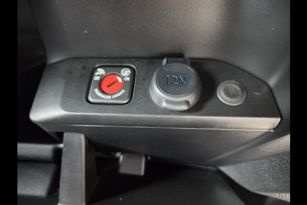 Peugeot e-Expert Long L3 75 kWh Xenon Stoelverwarming Airco Achteruitrijcamera