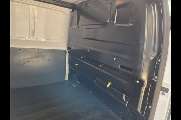 Peugeot e-Expert Long L3 75 kWh Xenon Stoelverwarming Airco Achteruitrijcamera