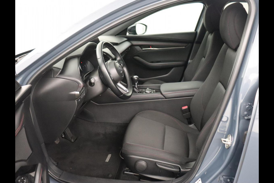 Mazda 3 2.0 e-SkyActiv-G M Hybrid 150 Homura | Stoelverwarming | Head-Up | Adaptive cruise | Camera | Carplay | Keyless | Full LED | Navigatie | Dodehoek detectie | 58.800km NAP | Origineel NL