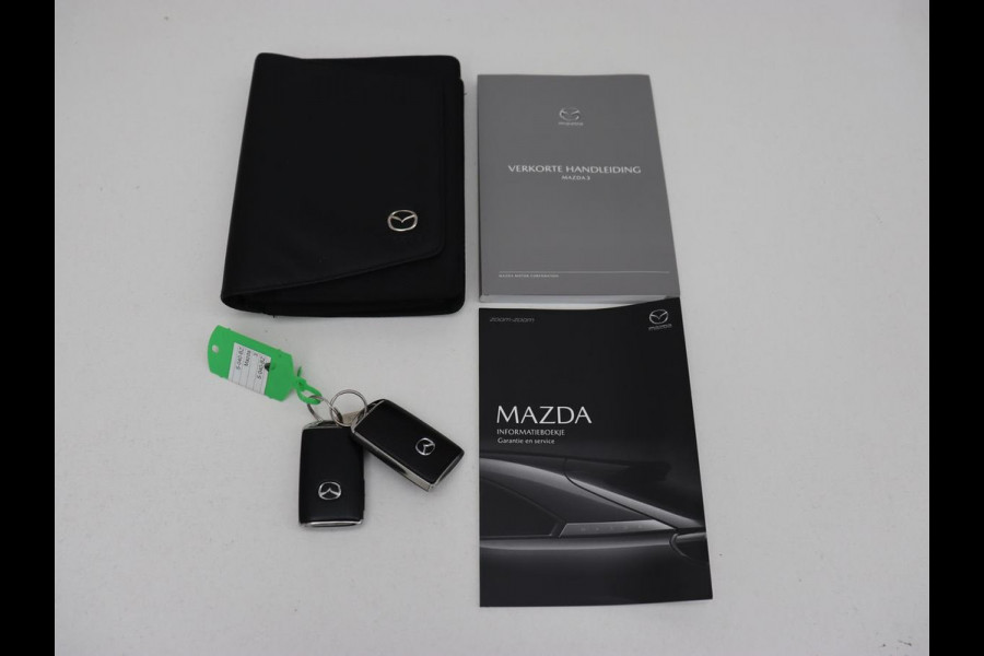 Mazda 3 2.0 e-SkyActiv-G M Hybrid 150 Homura | Stoelverwarming | Head-Up | Adaptive cruise | Camera | Carplay | Keyless | Full LED | Navigatie | Dodehoek detectie | 58.800km NAP | Origineel NL