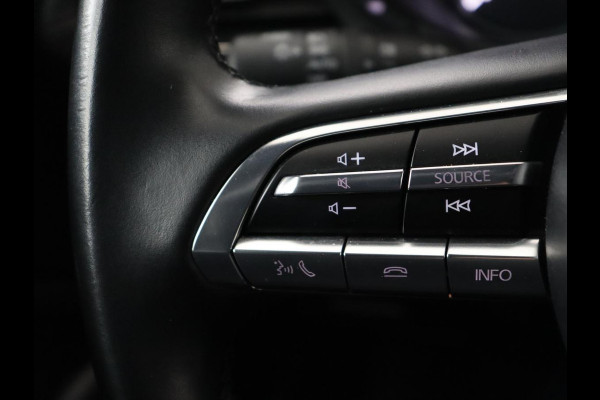 Mazda 3 2.0 e-SkyActiv-G M Hybrid 150 Homura | Stoelverwarming | Head-Up | Adaptive cruise | Camera | Carplay | Keyless | Full LED | Navigatie | Dodehoek detectie | 58.800km NAP | Origineel NL