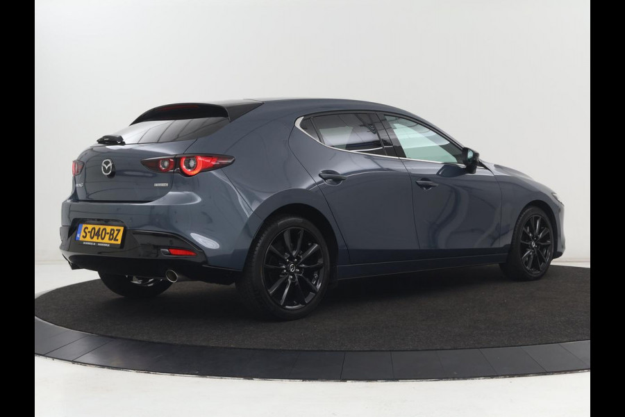 Mazda 3 2.0 e-SkyActiv-G M Hybrid 150 Homura | Stoelverwarming | Head-Up | Adaptive cruise | Camera | Carplay | Keyless | Full LED | Navigatie | Dodehoek detectie | 58.800km NAP | Origineel NL