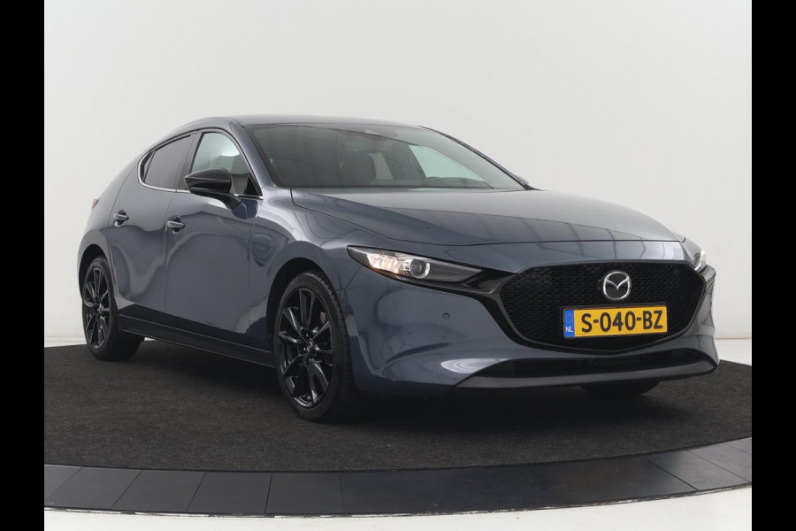 Mazda 3 2.0 e-SkyActiv-G M Hybrid 150 Homura | Stoelverwarming | Head-Up | Adaptive cruise | Camera | Carplay | Keyless | Full LED | Navigatie | Dodehoek detectie | 58.800km NAP | Origineel NL