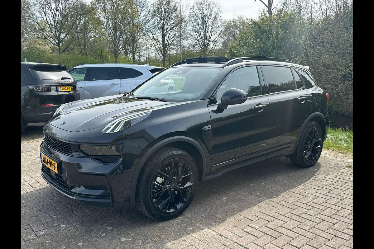 Lynk & Co 01 1.5 More | 22.000 KM | Panorama-Dak | Lederen Interieur | Full Options |