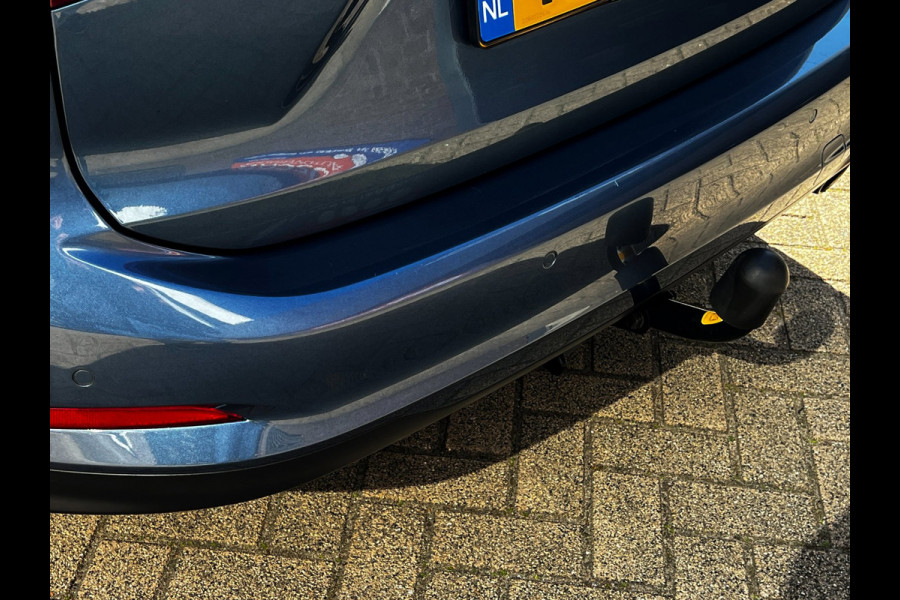 Ford FOCUS Wagon 1.0 EcoBoost Vignale carplay_Camera_trekh_4x nw banden