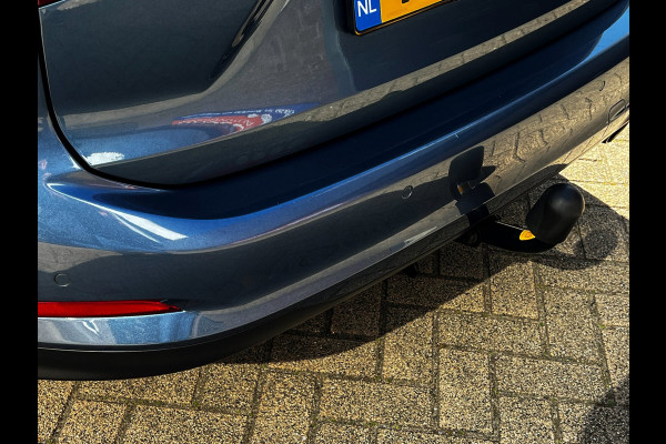 Ford FOCUS Wagon 1.0 EcoBoost Vignale carplay_Camera_trekh_4x nw banden