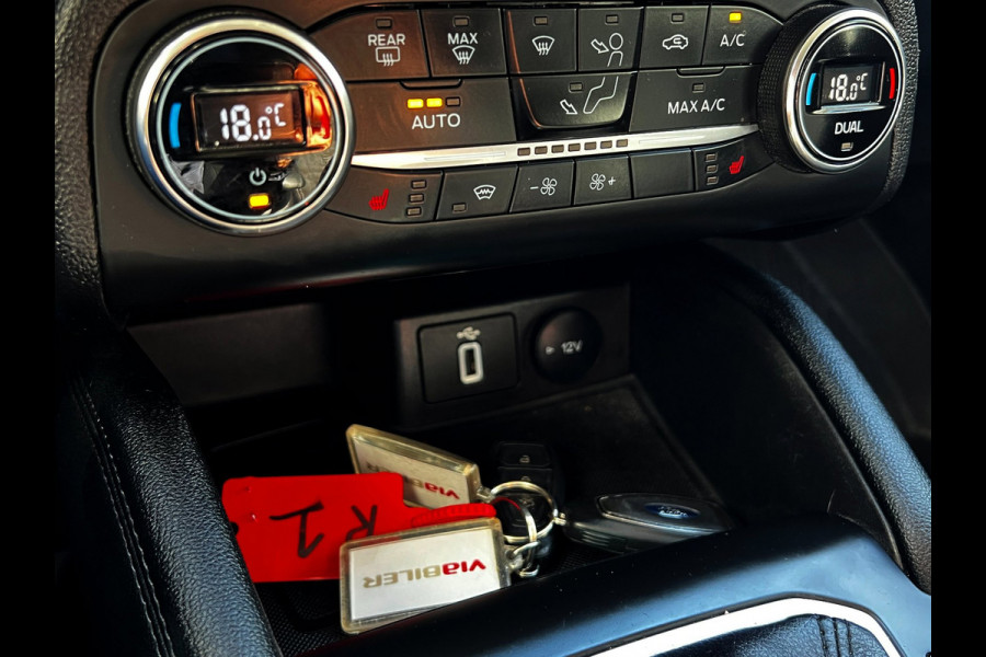 Ford FOCUS Wagon 1.0 EcoBoost Vignale carplay_Camera_trekh_4x nw banden