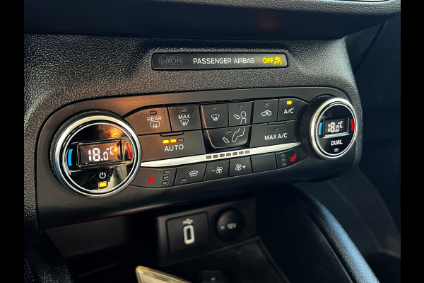 Ford FOCUS Wagon 1.0 EcoBoost Vignale carplay_Camera_trekh_4x nw banden