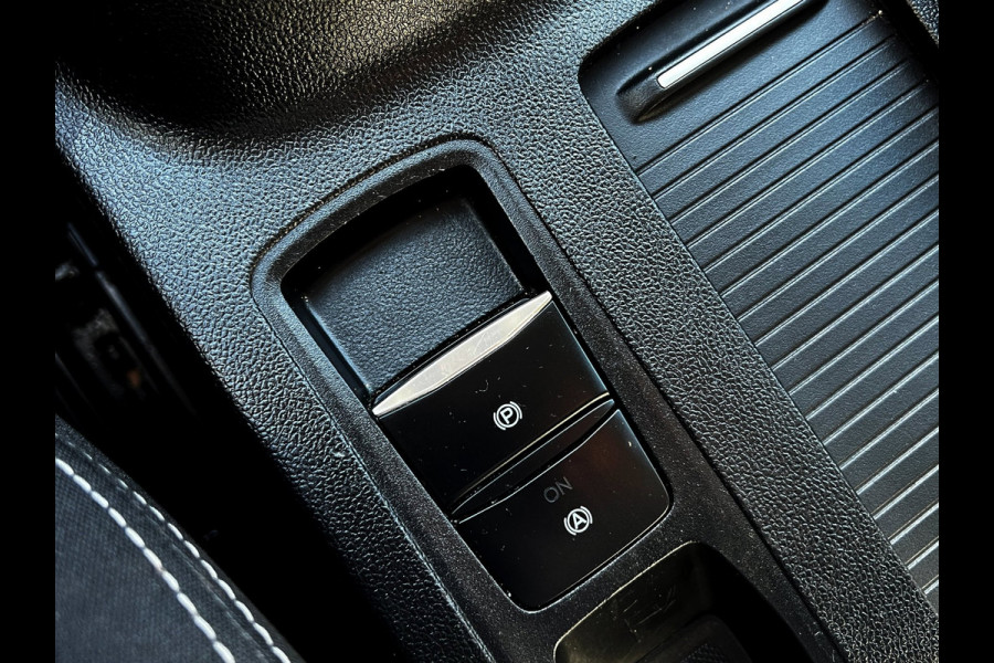 Ford FOCUS Wagon 1.0 EcoBoost Vignale carplay_Camera_trekh_4x nw banden